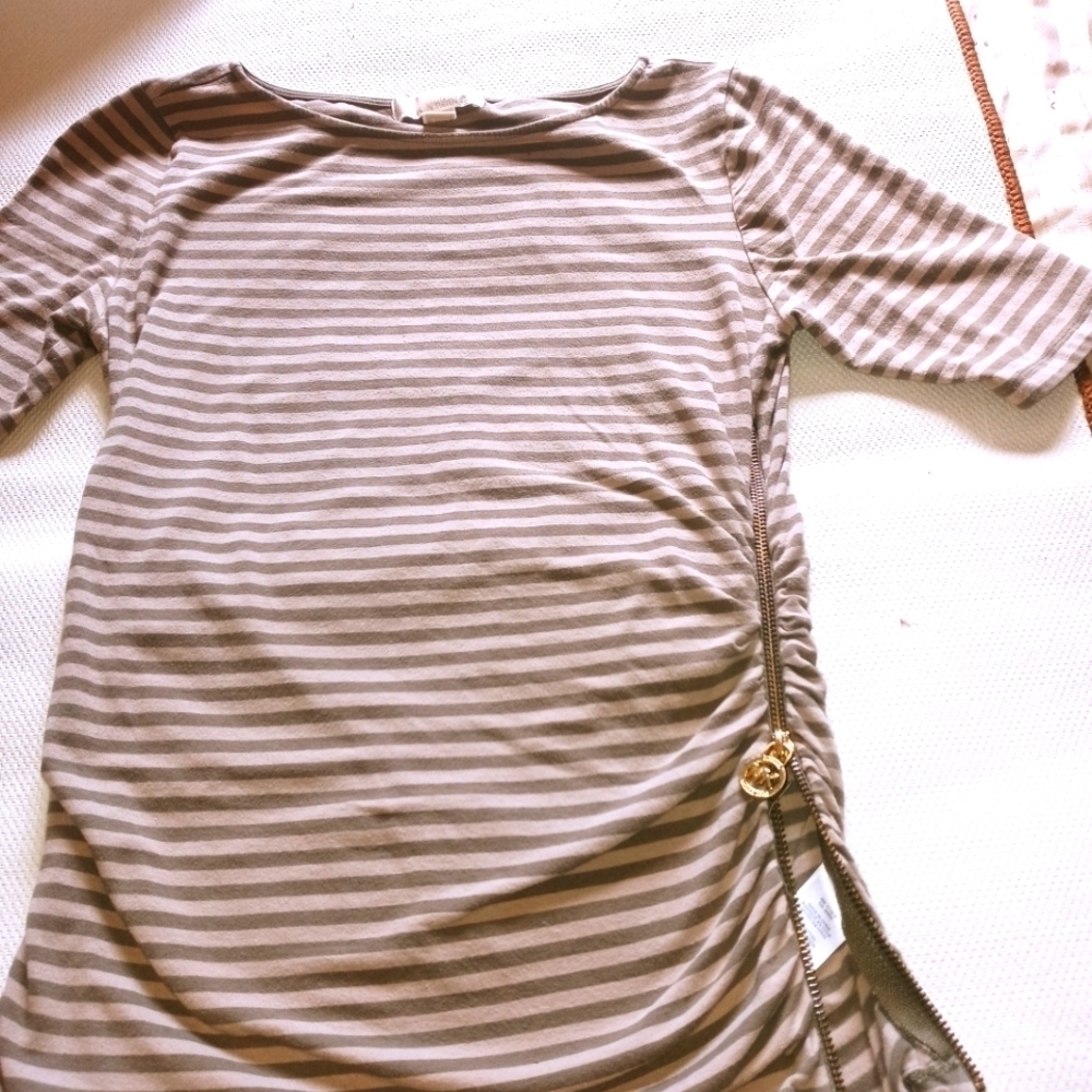 Michael Kors maternity top size M